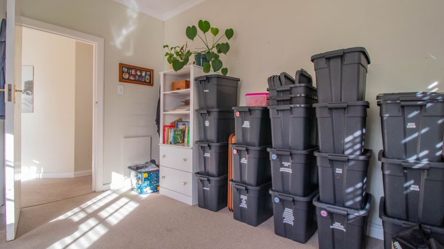 3 Bedroom Property for Sale in Pinelands Western Cape